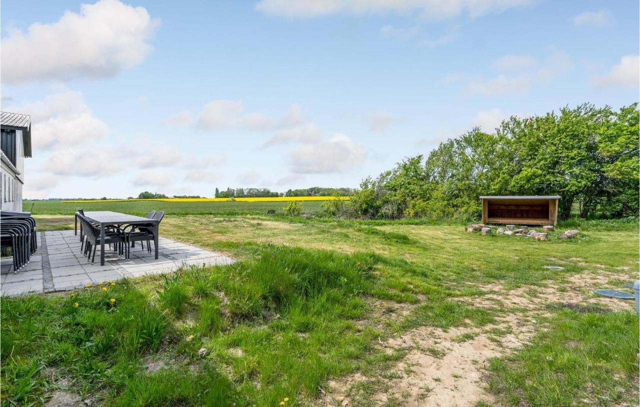 Beautiful Home In Sllested With Kitchen Sollested  エクステリア 写真